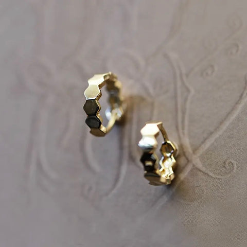 SOTI yellow gold hoop earrings