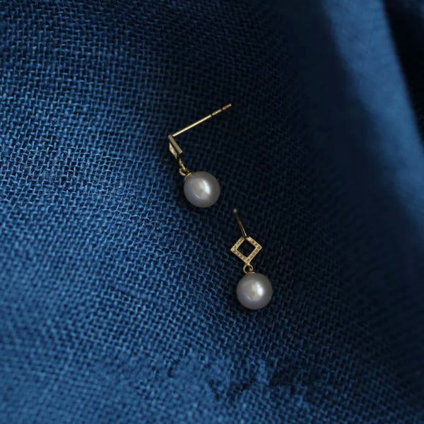 Earrings ZEMTUG REKA yellow gold and natural pearls