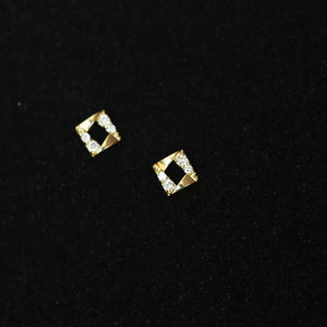 Earrings KVADRAT yellow gold and white crystals