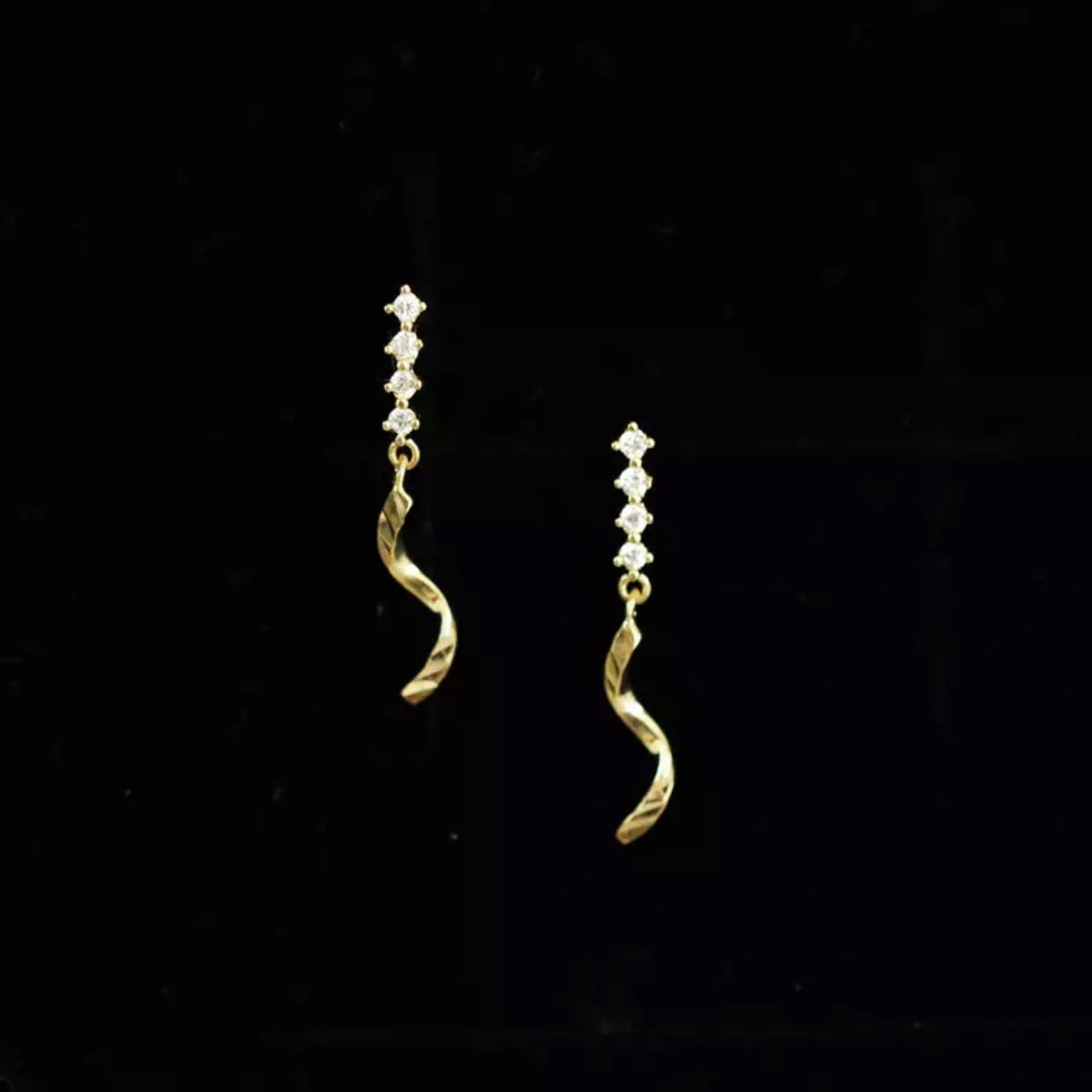 Earrings LOKON yellow gold and white crystals