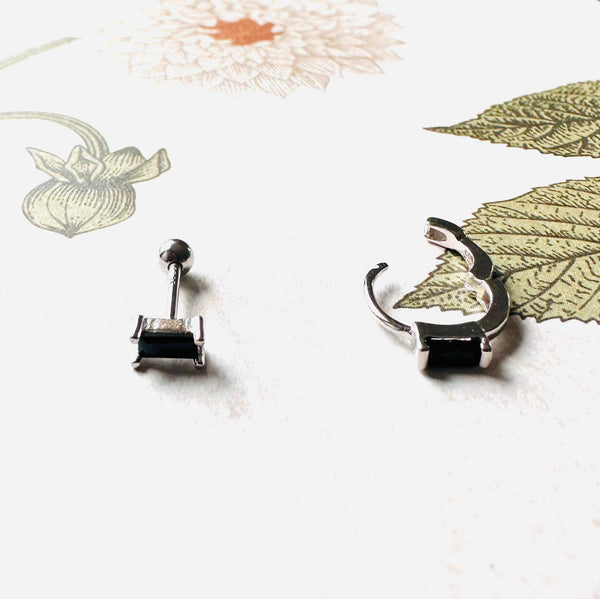 Boucles d’oreilles ELLA argent et cristaux noirs