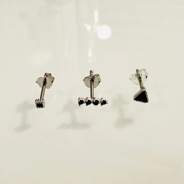 Set of 3 studs SOFIA silver and black crystals 