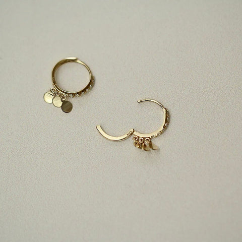 SAMBA hoop earrings in yellow gold and white crystals